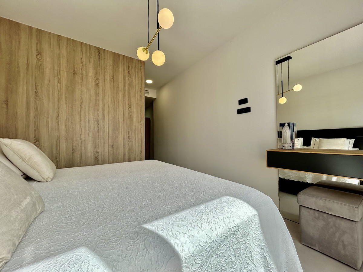 For sale - 4 Bedroom 2 Bathroom House - Detached Villa in Algorfa - La Finca Golf  - Alicante