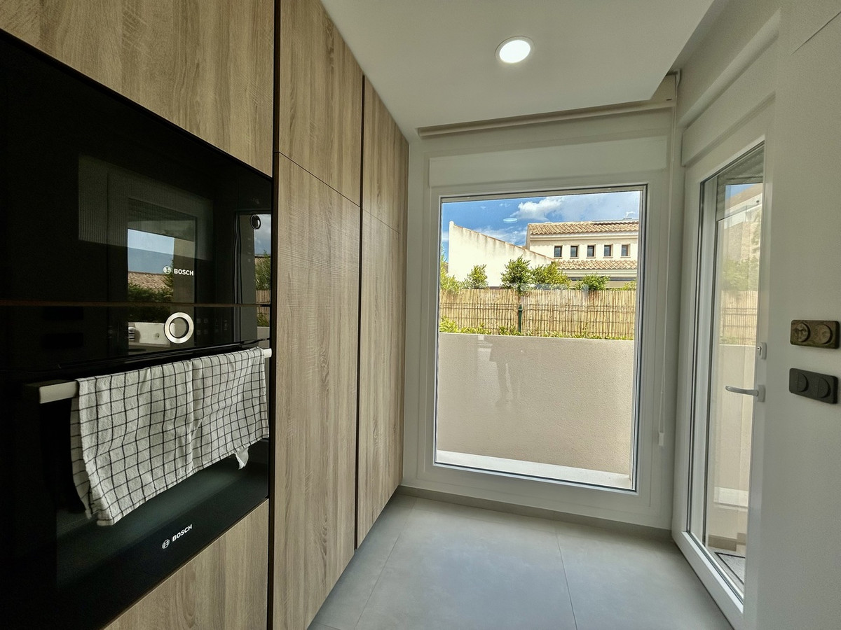 For sale - 4 Bedroom 2 Bathroom House - Detached Villa in Algorfa - La Finca Golf  - Alicante
