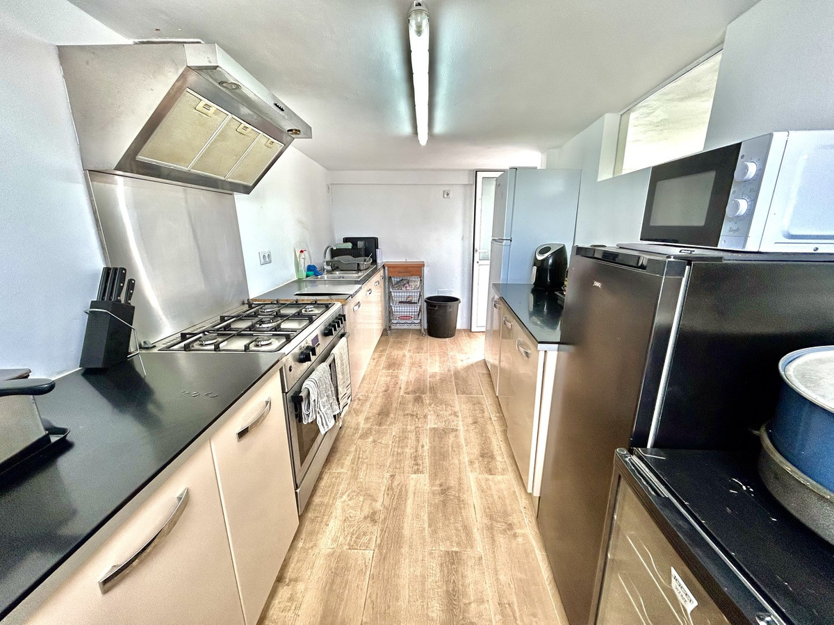 For sale - 8 Bedroom 4 Bathroom House - Detached Villa in Los Montesinos - Los Montesinos Centro  - Alicante