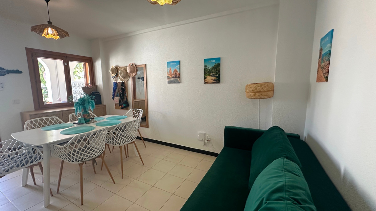 For sale - 3 Bedroom 2 Bathroom House - Townhouse in Torrevieja - La Mata  - Alicante