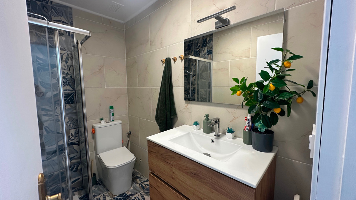 For sale - 3 Bedroom 2 Bathroom House - Townhouse in Torrevieja - La Mata  - Alicante