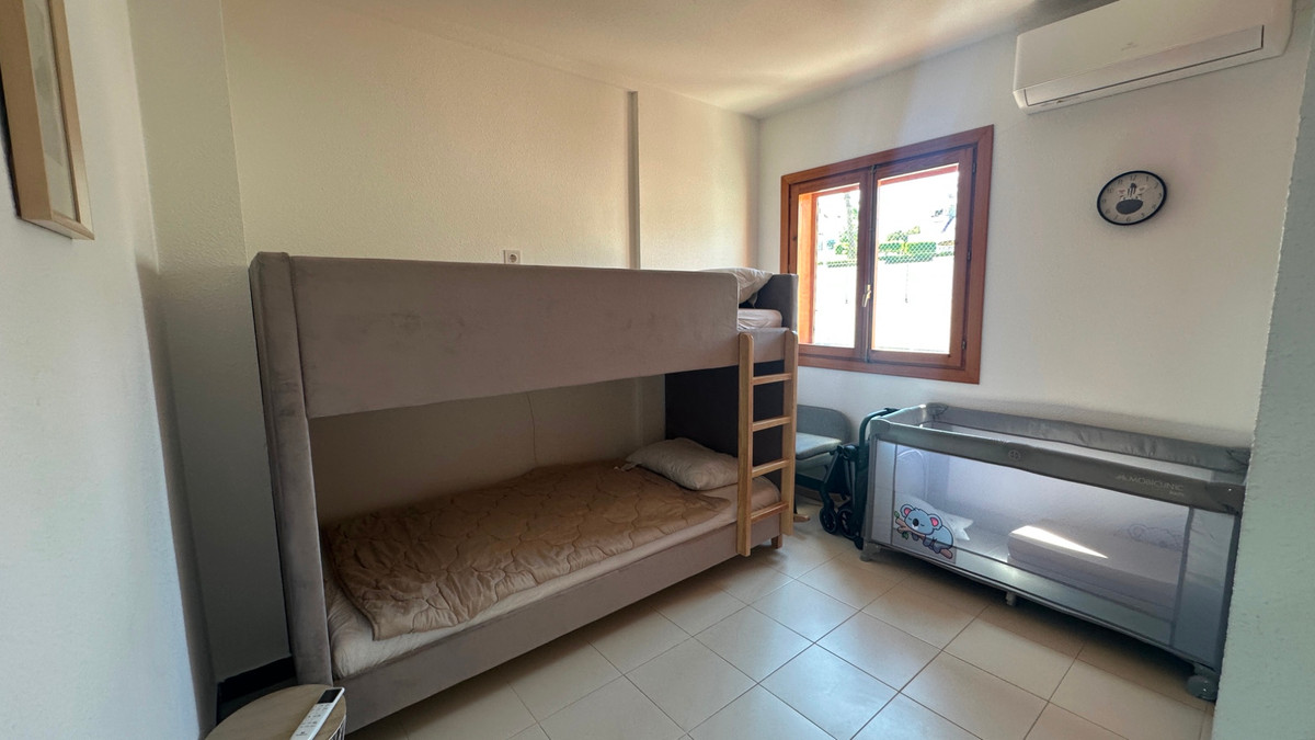 For sale - 3 Bedroom 2 Bathroom House - Townhouse in Torrevieja - La Mata  - Alicante