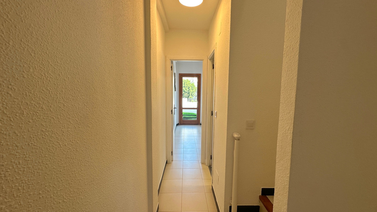 For sale - 3 Bedroom 2 Bathroom House - Townhouse in Torrevieja - La Mata  - Alicante