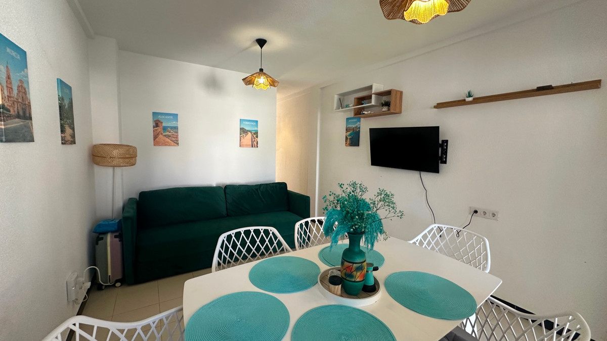 For sale - 3 Bedroom 2 Bathroom House - Townhouse in Torrevieja - La Mata  - Alicante