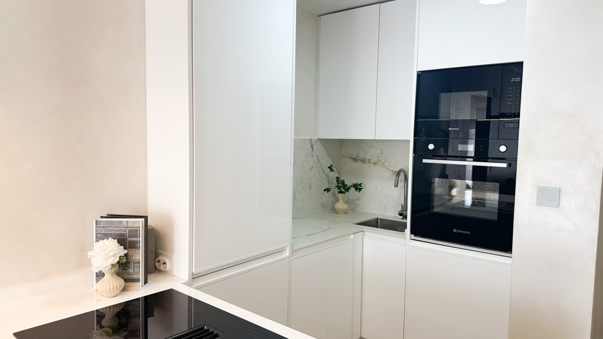 For sale - 2 Bedroom 1 Bathroom Apartment - Penthouse in Torrevieja - Torrevieja Centro  - Alicante