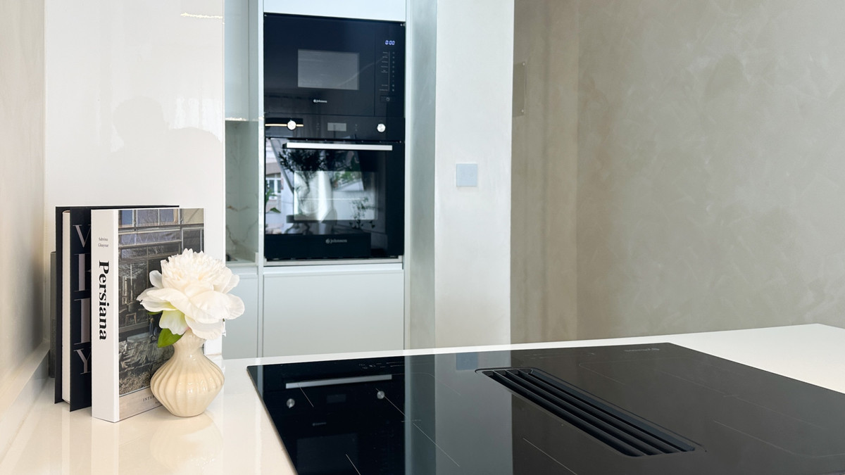 For sale - 2 Bedroom 1 Bathroom Apartment - Penthouse in Torrevieja - Torrevieja Centro  - Alicante
