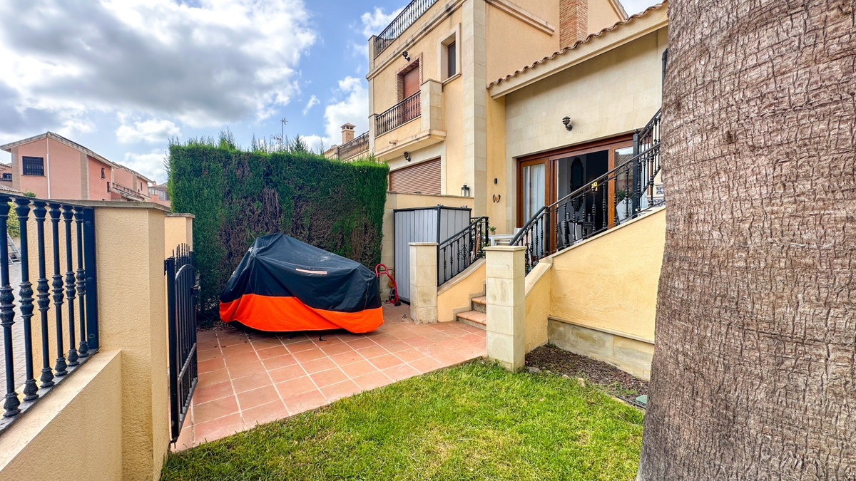 For sale - 2 Bedroom 2 Bathroom House - Townhouse in Algorfa - La Finca Golf  - Alicante