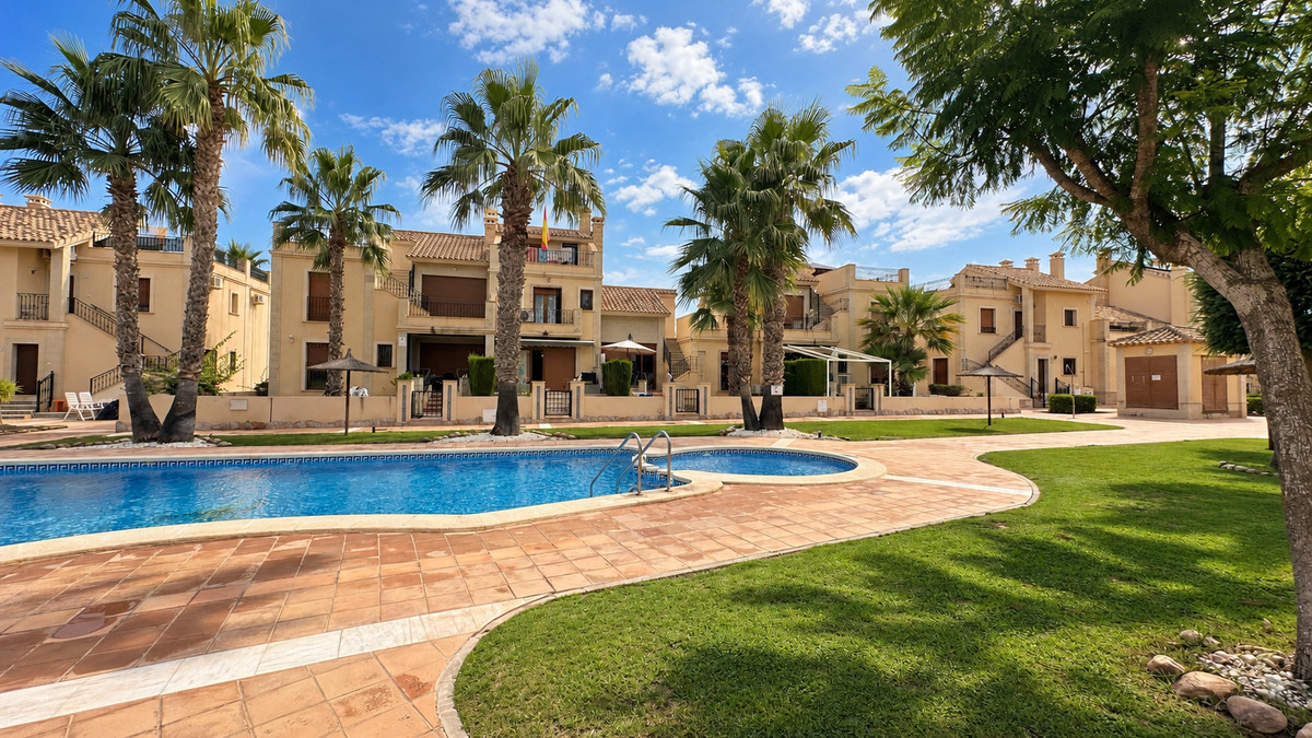 For sale - 2 Bedroom 2 Bathroom House - Townhouse in Algorfa - La Finca Golf  - Alicante