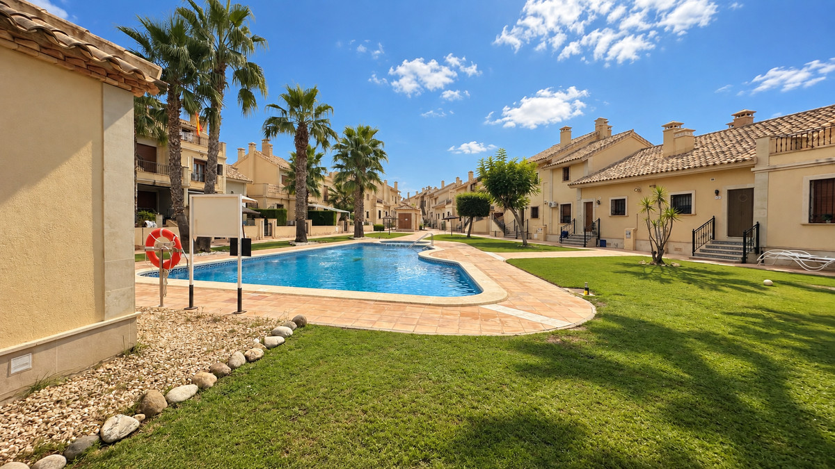 For sale - 2 Bedroom 2 Bathroom House - Townhouse in Algorfa - La Finca Golf  - Alicante