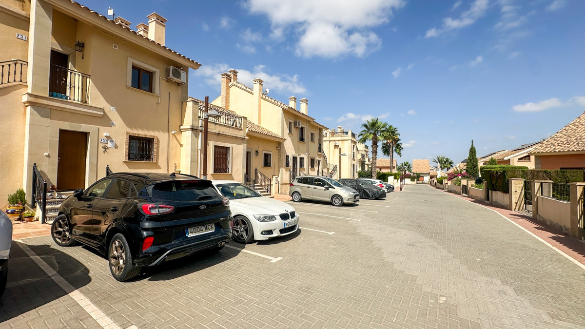 For sale - 2 Bedroom 2 Bathroom House - Townhouse in Algorfa - La Finca Golf  - Alicante