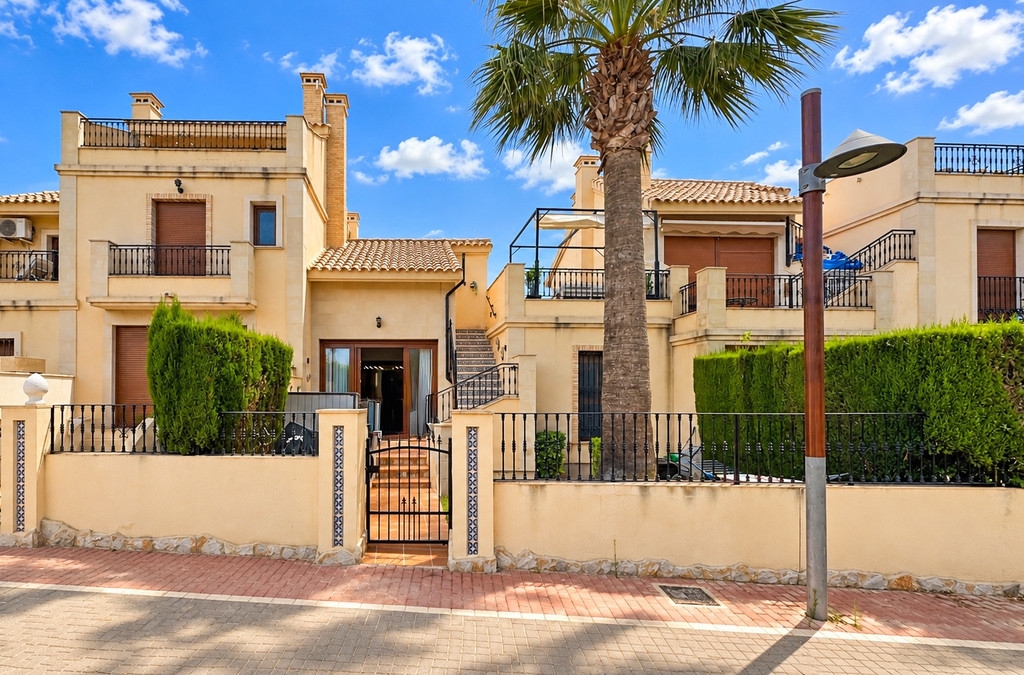 2 Bedroom 2 Bathroom House - Townhouse in Algorfa
