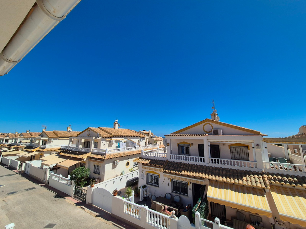 For sale - 3 Bedroom 2 Bathroom House - Townhouse in Orihuela - La Florida  - Alicante