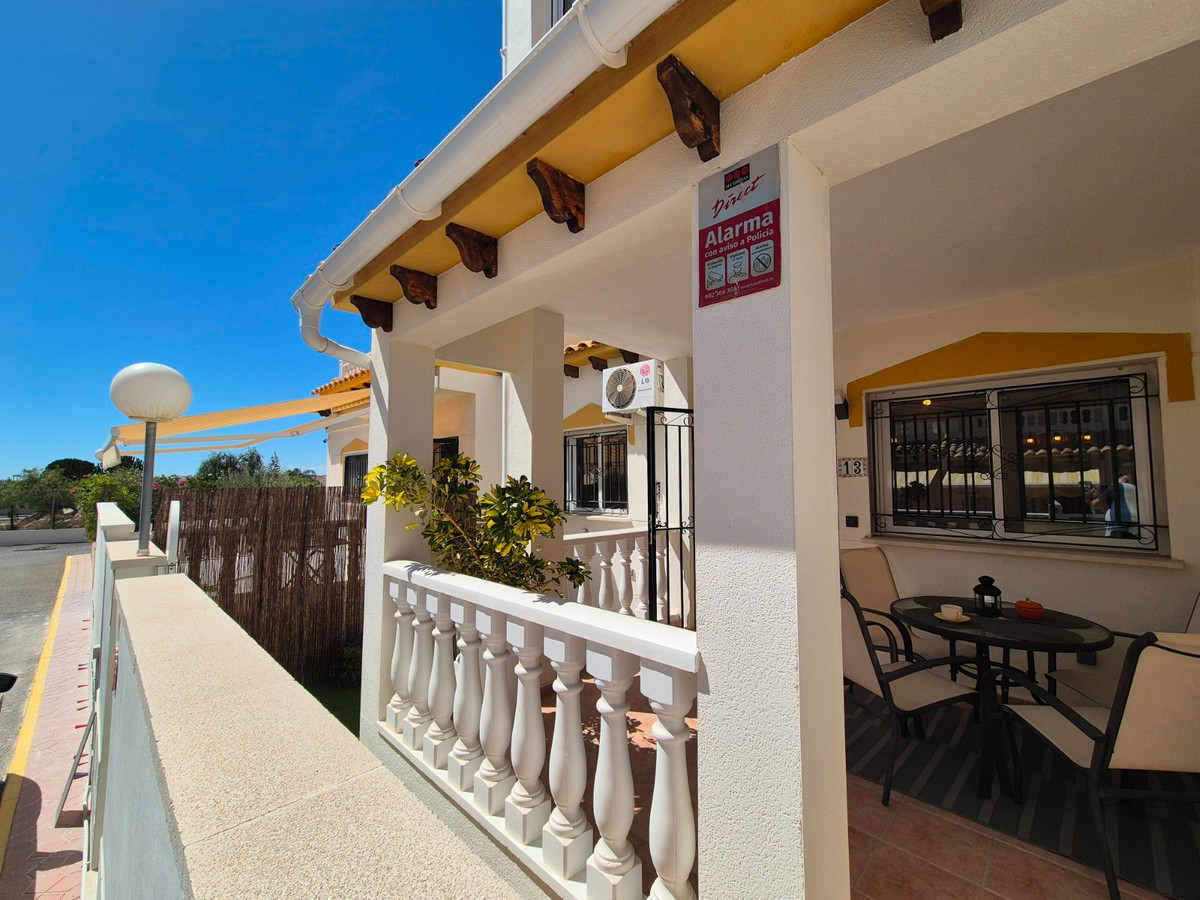 For sale - 3 Bedroom 2 Bathroom House - Townhouse in Orihuela - La Florida  - Alicante