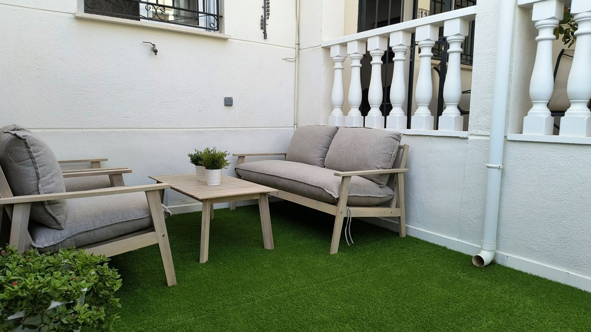 For sale - 3 Bedroom 2 Bathroom House - Townhouse in Orihuela - La Florida  - Alicante