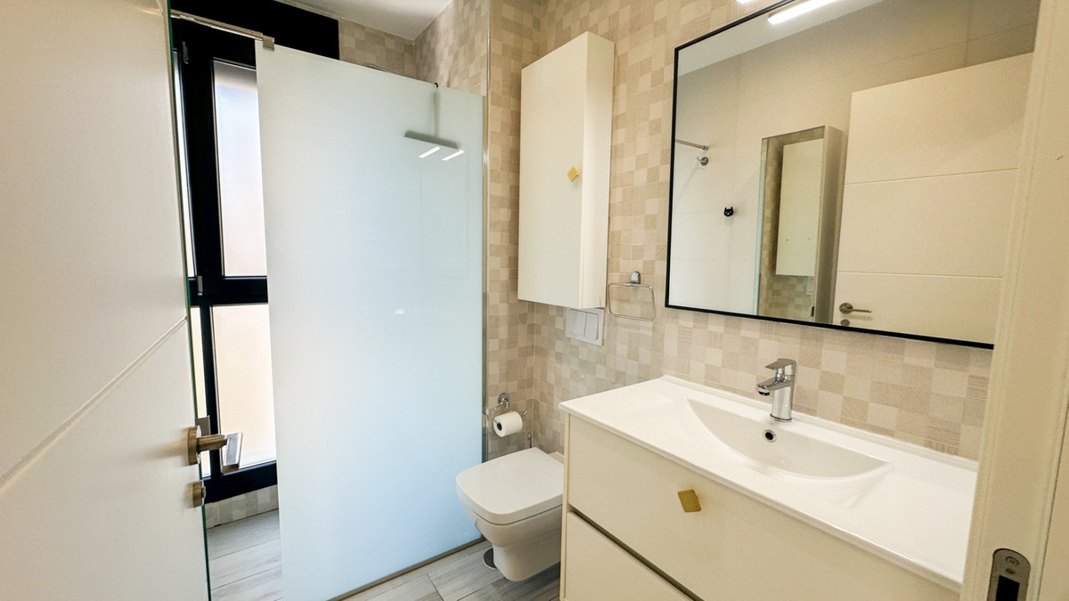For sale - 3 Bedroom 3 Bathroom House - Detached Villa in Orihuela - Lomas de Cabo Roig  - Alicante