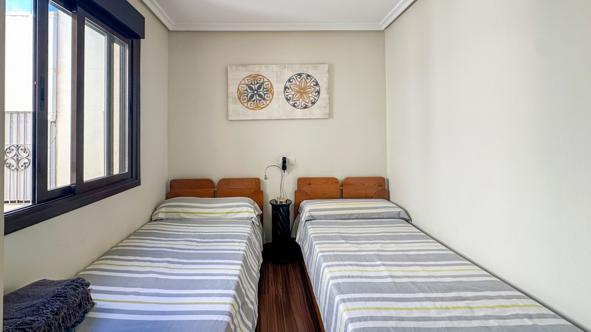 For sale - 2 Bedroom 2 Bathroom House - Bungalow in Orihuela - Los Altos  - Alicante