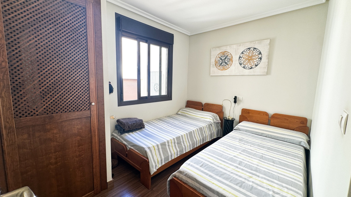 For sale - 2 Bedroom 2 Bathroom House - Bungalow in Orihuela - Los Altos  - Alicante