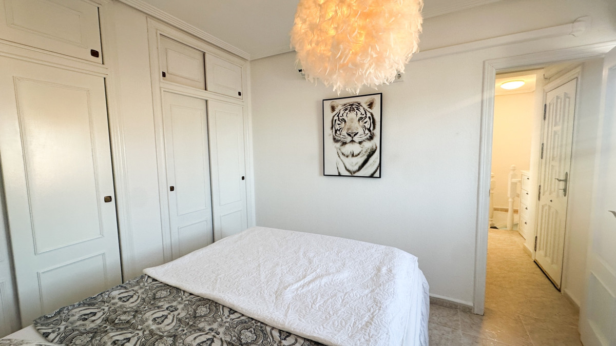 For sale - 4 Bedroom 2 Bathroom House - Townhouse in Orihuela - Los Altos  - Alicante