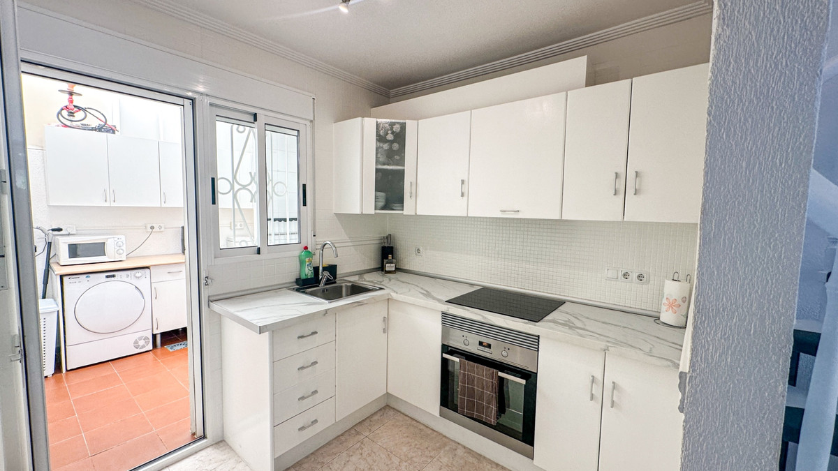 For sale - 4 Bedroom 2 Bathroom House - Townhouse in Orihuela - Los Altos  - Alicante
