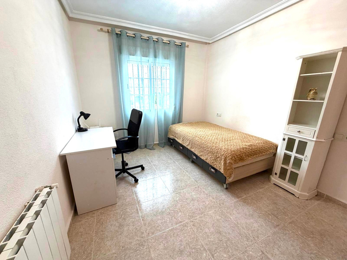 For sale - 3 Bedroom 2 Bathroom House - Detached Villa in Orihuela - Orihuela Costa  - Alicante