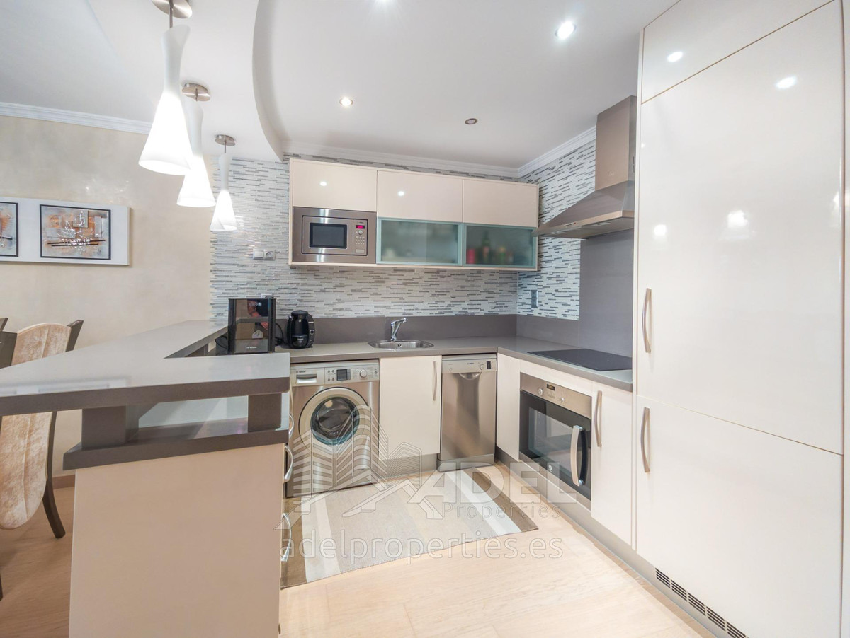 For sale - 2 Bedroom 2 Bathroom Apartment - Middle Floor Apartment in Orihuela - Orihuela Costa  - Alicante