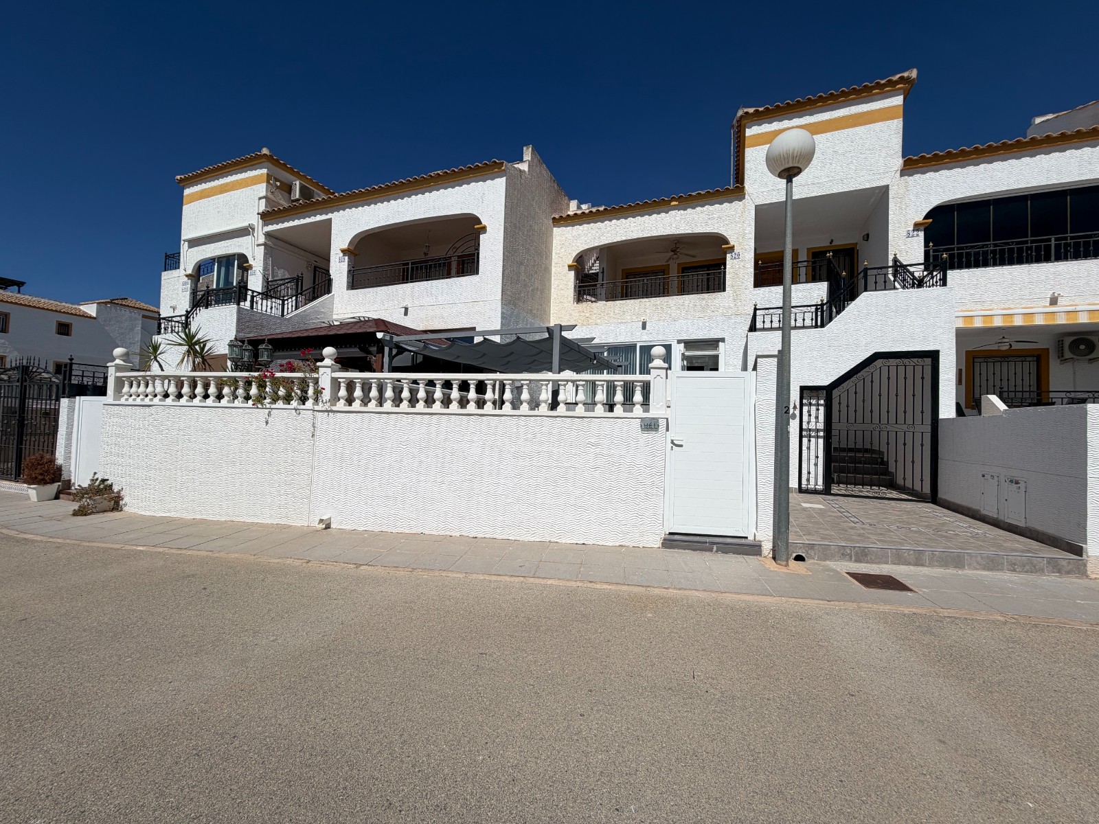 For sale - 2 Bedroom 1 Bathroom Apartment in Orihuela - Entre Naranjos Vistabella  - Alicante