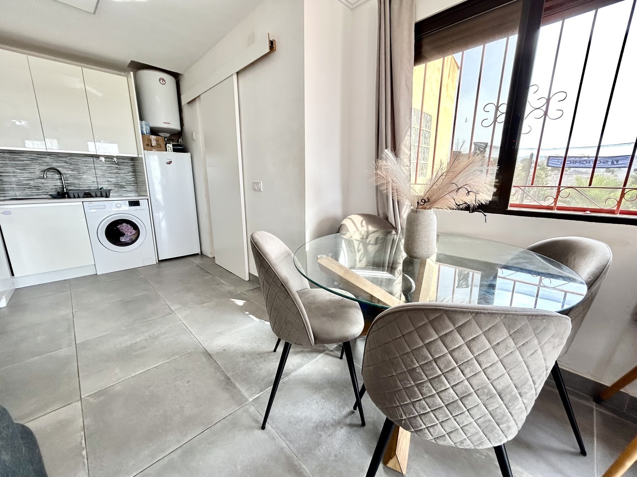 For sale - 2 Bedroom 2 Bathroom Villa in Villamartin - Blue Lagoon  - Alicante