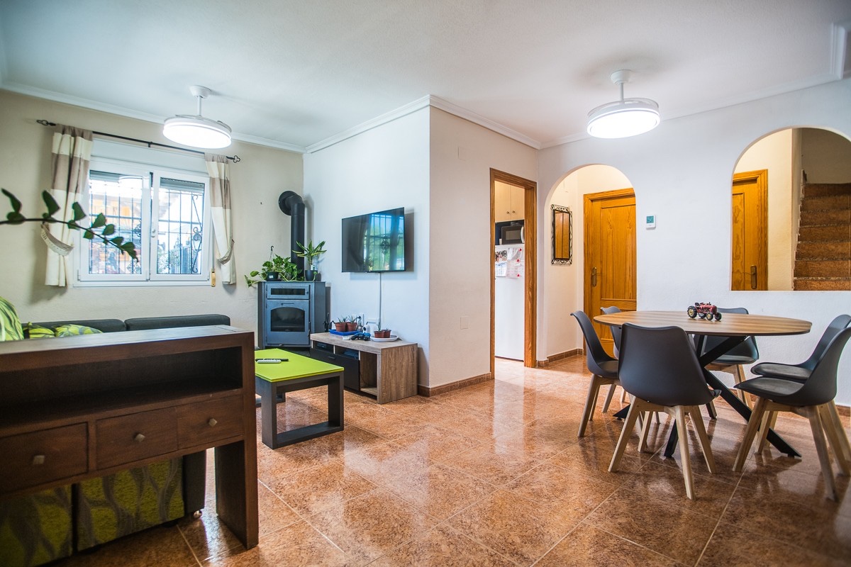 For sale - 3 Bedroom 1 Bathroom House in Vistabella golf - Vistabella Golf  - Alicante