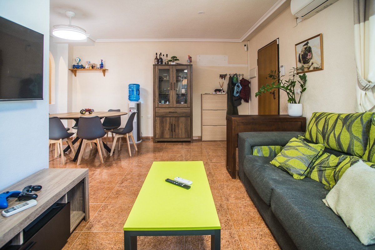 For sale - 3 Bedroom 1 Bathroom House in Vistabella golf - Vistabella Golf  - Alicante