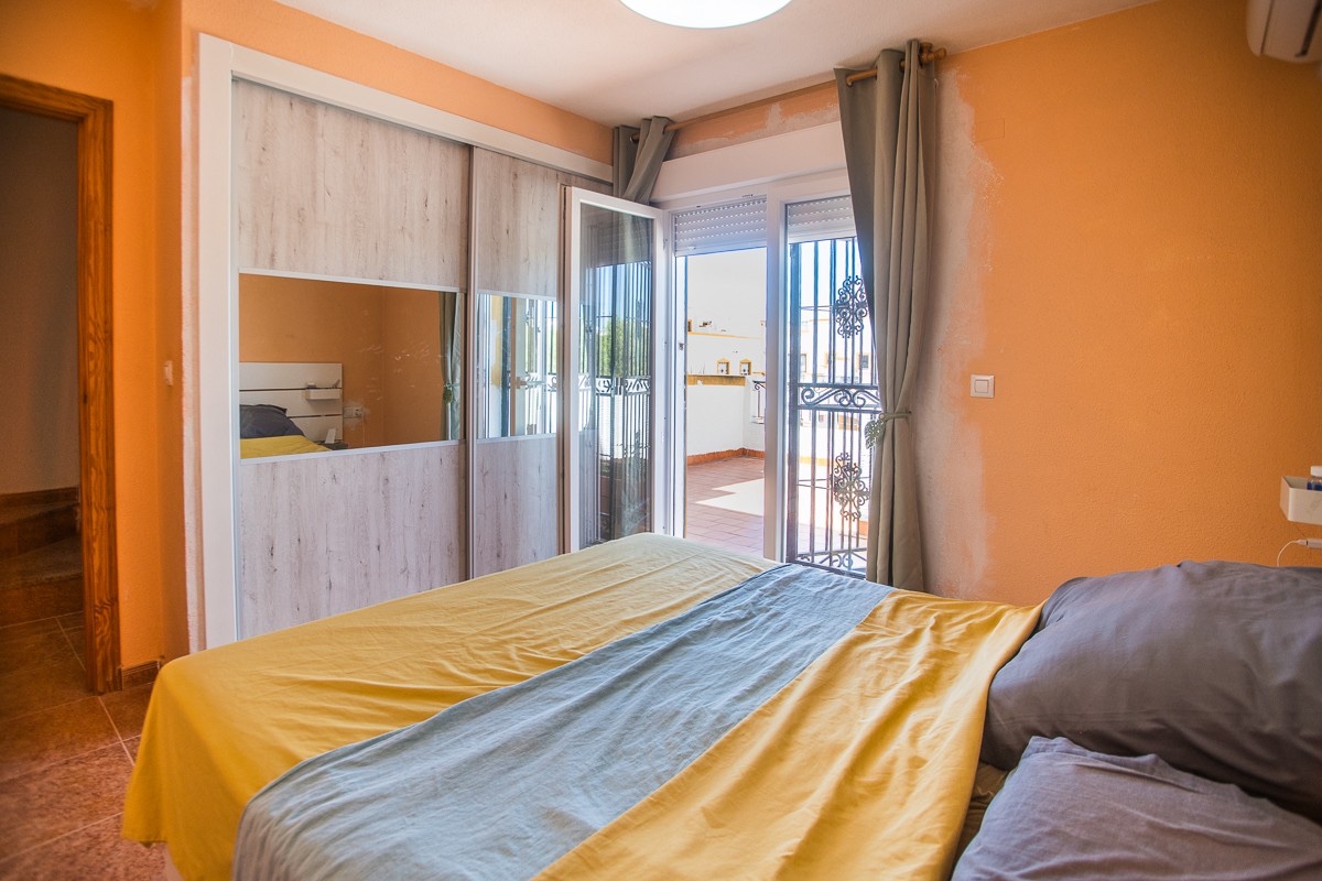 For sale - 3 Bedroom 1 Bathroom House in Vistabella golf - Vistabella Golf  - Alicante