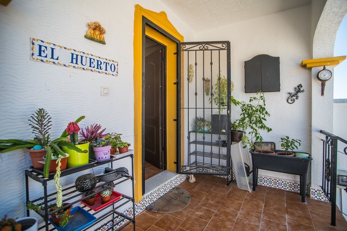 For sale - 3 Bedroom 1 Bathroom House in Vistabella golf - Vistabella Golf  - Alicante