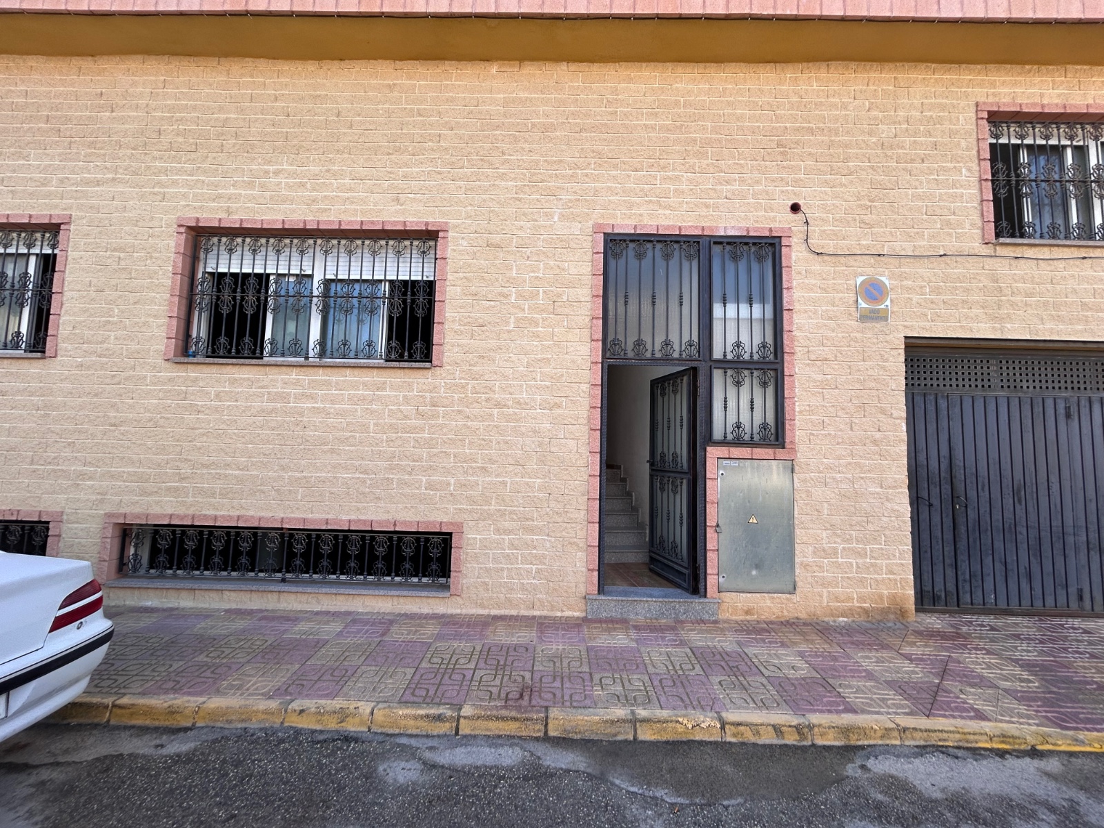 For sale - 1 Bedroom 1 Bathroom Business premises in Jacarilla - Jacarilla  - Alicante