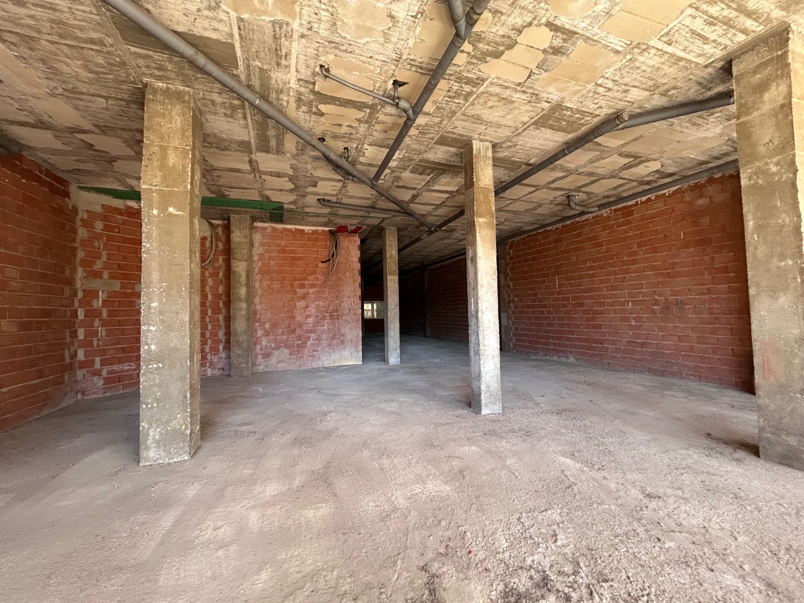 For sale - 1 Bedroom 1 Bathroom Business premises in Jacarilla - Jacarilla  - Alicante