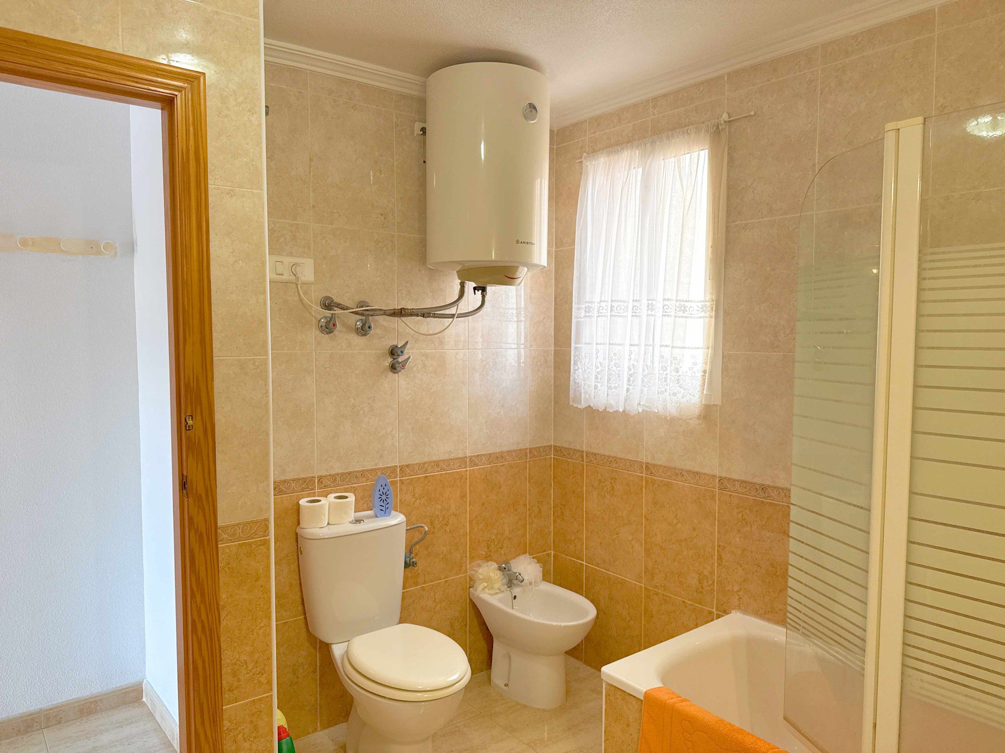 For sale - 2 Bedroom 1 Bathroom Apartment in Cabo Roig -  - Alicante