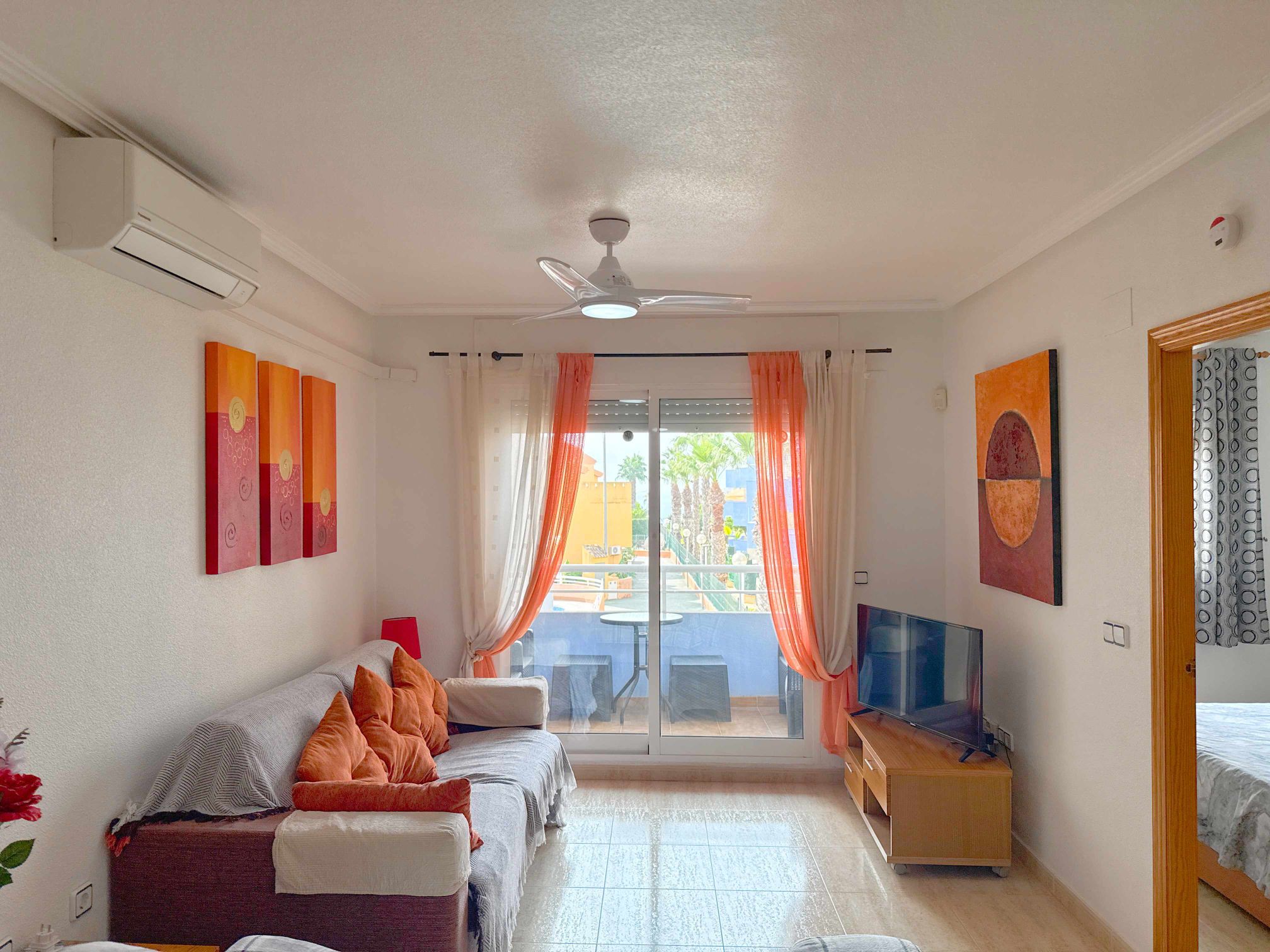 For sale - 2 Bedroom 1 Bathroom Apartment in Cabo Roig -  - Alicante