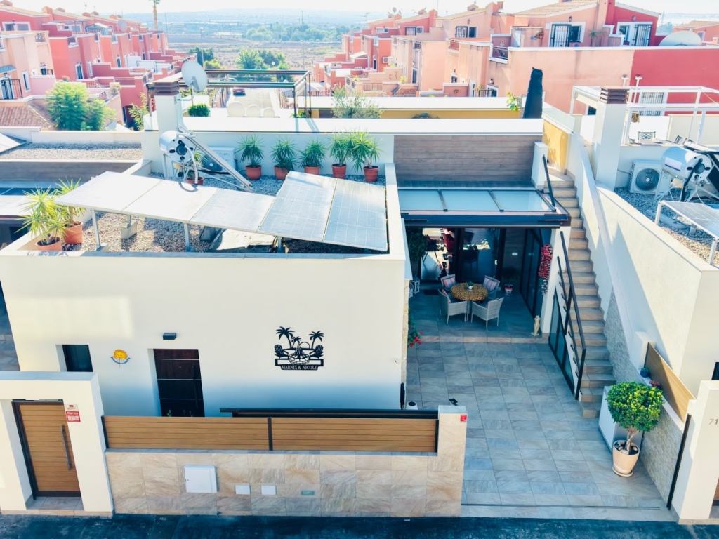 3 Bedroom 2 Bathroom Semi-Detached Villa in Los Montesinos
