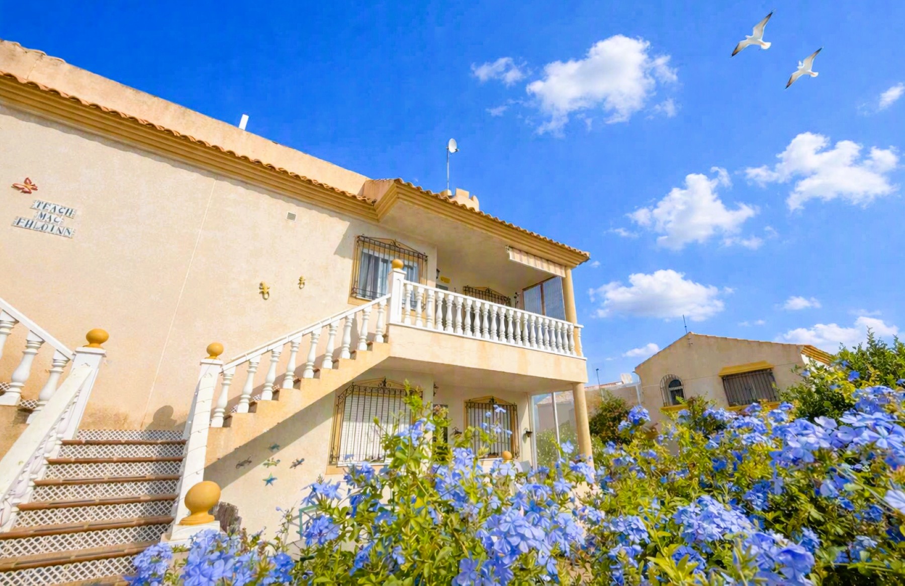 For sale - 2 Bedroom 1 Bathroom Penthouse Apartment in Cabo Roig -  - Alicante