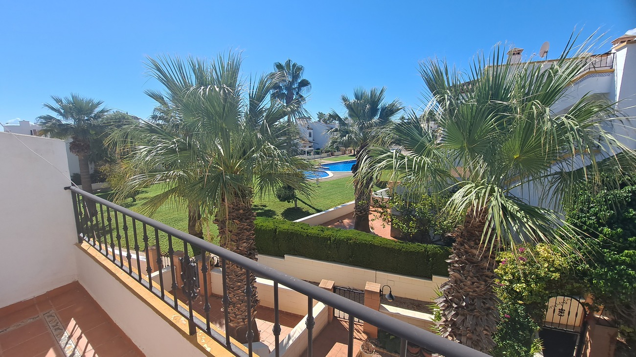 For sale - 2 Bedroom 1 Bathroom Town House in Los Dolses - Orihuela Costa  - Alicante