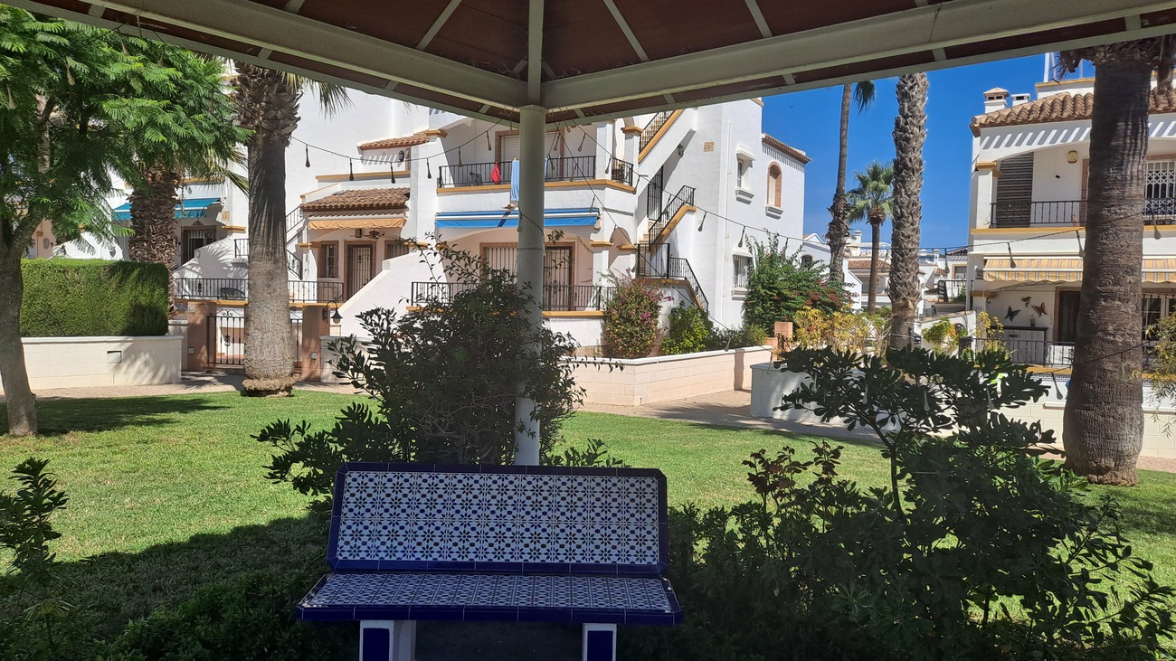 For sale - 2 Bedroom 1 Bathroom Town House in Los Dolses - Orihuela Costa  - Alicante