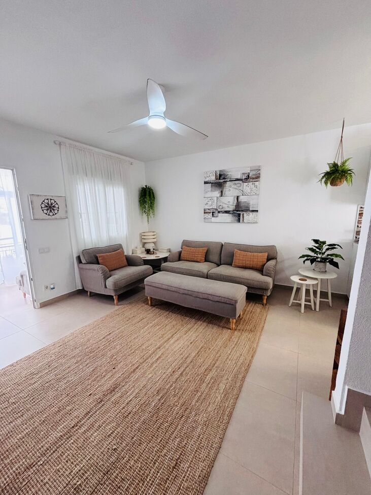For sale - 2 Bedroom 3 Bathroom Town House in Villamartin - Orihuela Costa  - Alicante