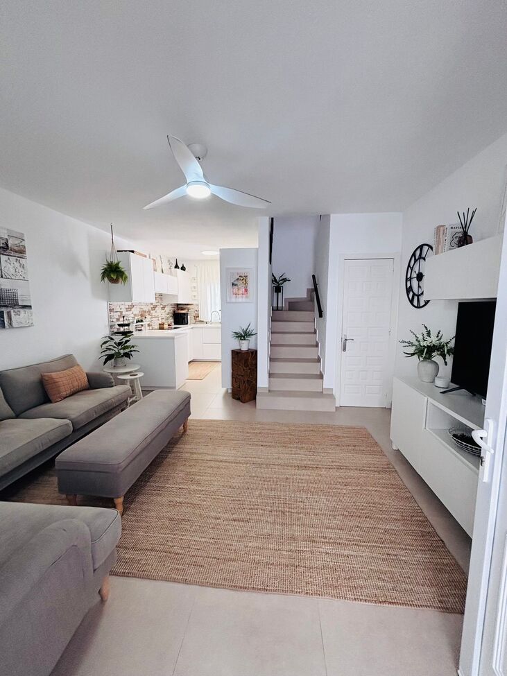 For sale - 2 Bedroom 3 Bathroom Town House in Villamartin - Orihuela Costa  - Alicante