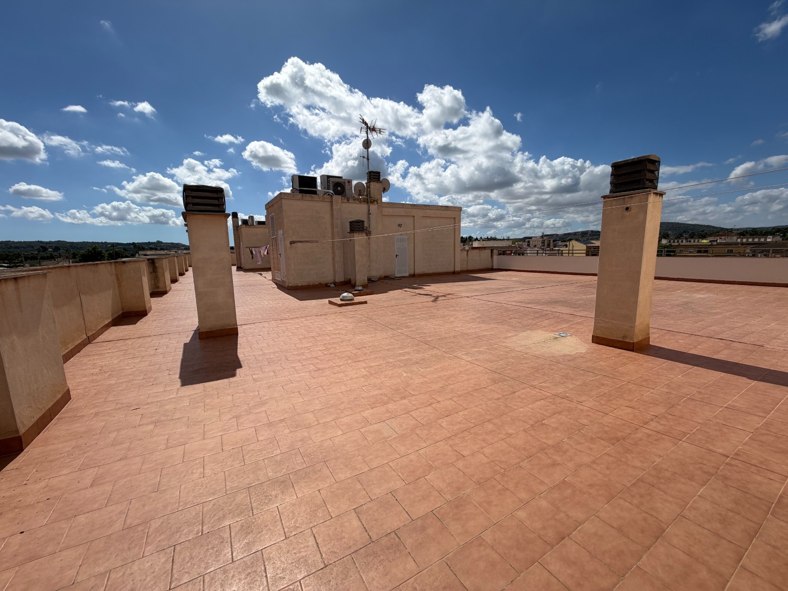For sale - 3 Bedroom 2 Bathroom Apartment in Jacarilla - Jacarilla  - Alicante