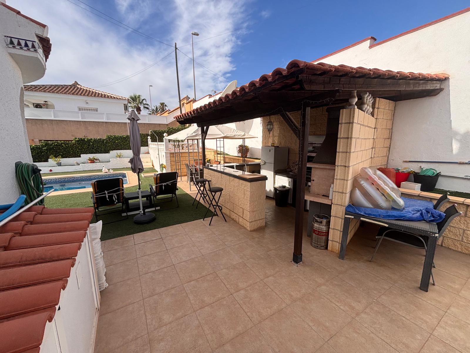 For sale - 2 Bedroom 1 Bathroom South Facing Detached Villa in Ciudad Quesada - Urbanización Ciudad Quesada  - Alicante