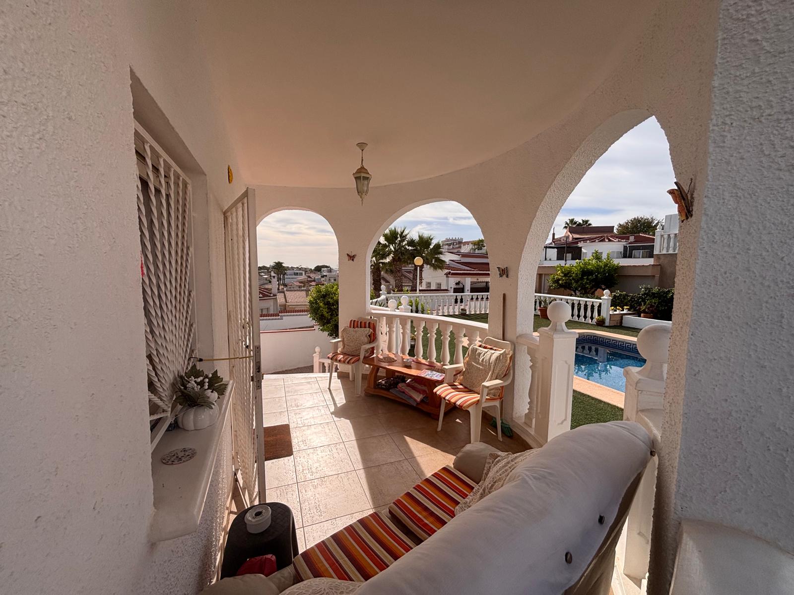 For sale - 2 Bedroom 1 Bathroom South Facing Detached Villa in Ciudad Quesada - Urbanización Ciudad Quesada  - Alicante