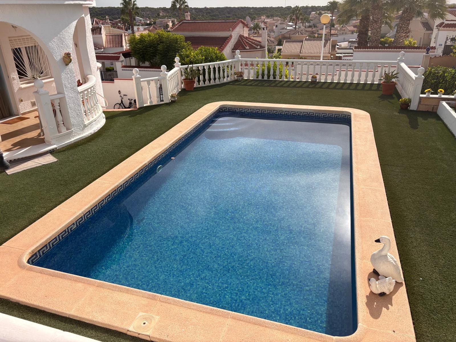 For sale - 2 Bedroom 1 Bathroom South Facing Detached Villa in Ciudad Quesada - Urbanización Ciudad Quesada  - Alicante