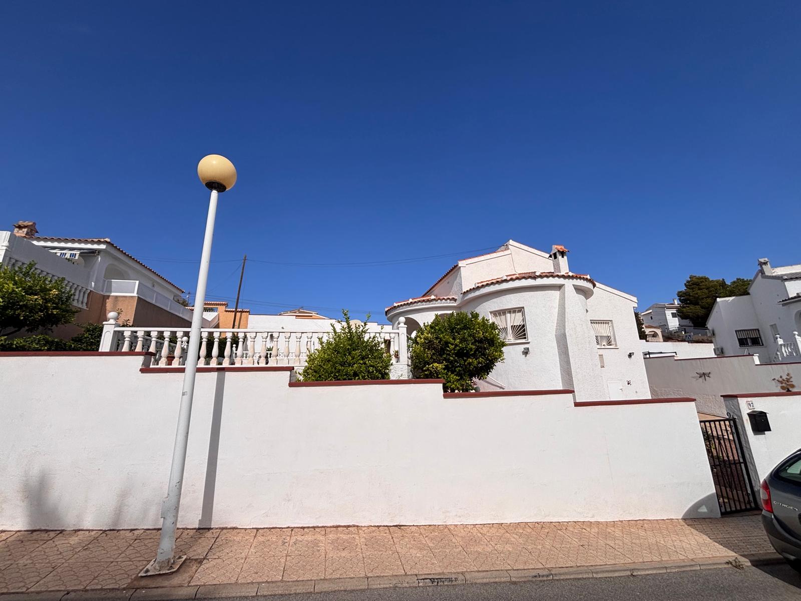 For sale - 2 Bedroom 1 Bathroom South Facing Detached Villa in Ciudad Quesada - Urbanización Ciudad Quesada  - Alicante
