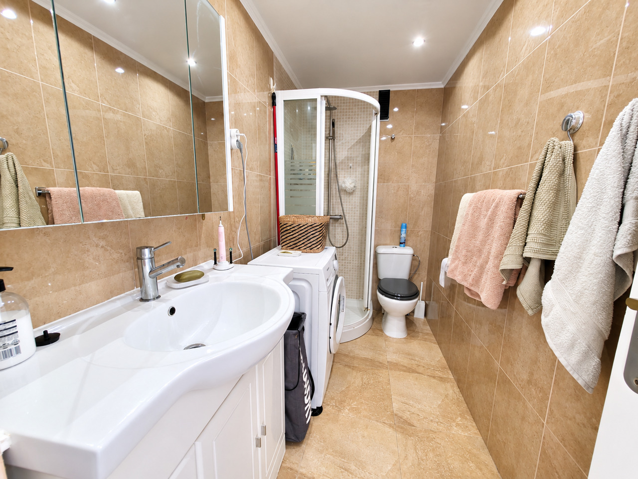 For sale - 2 Bedroom 1 Bathroom Apartment in Torrevieja - , Torrevieja, Alicante, Spain - Alicante