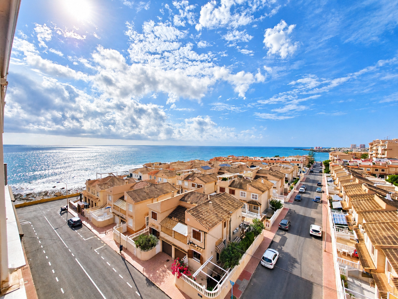 For sale - 2 Bedroom 1 Bathroom Apartment in Torrevieja - , Torrevieja, Alicante, Spain - Alicante