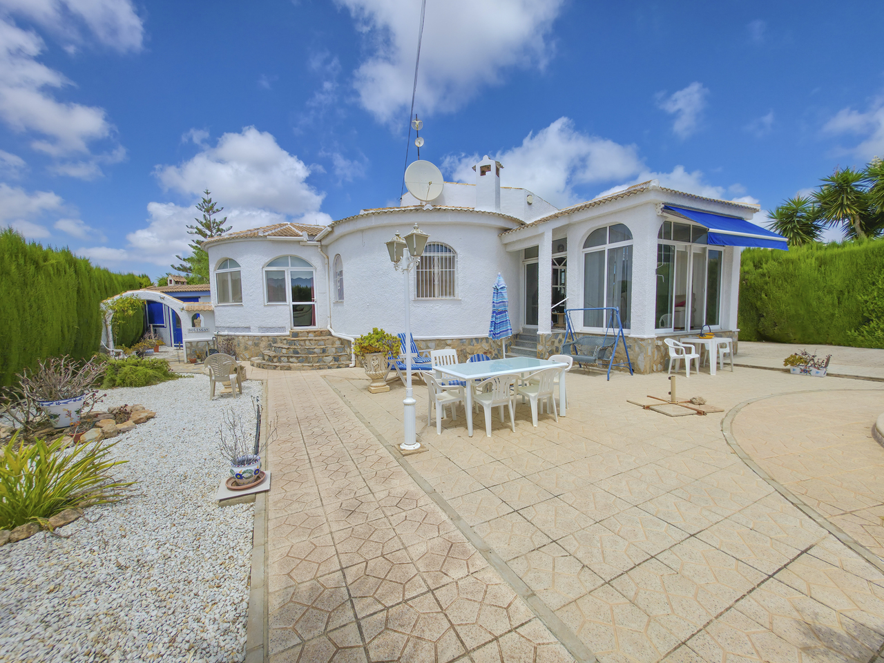 For sale - 3 Bedroom 2 Bathroom Villa in Torrevieja - , Torrevieja, Alicante, Spain - Alicante