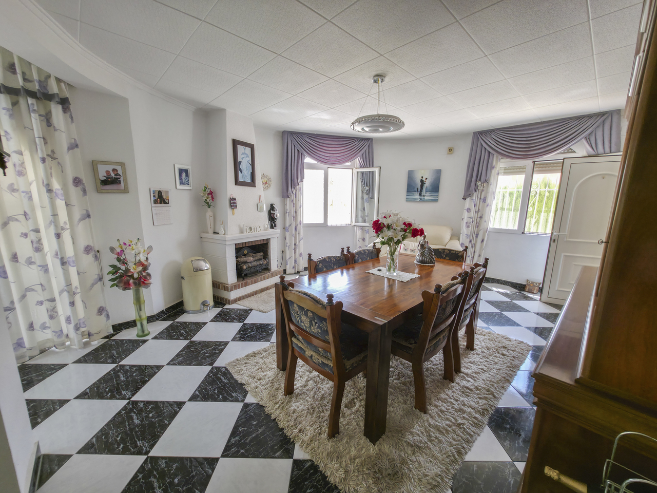 For sale - 3 Bedroom 2 Bathroom Villa in Torrevieja - , Torrevieja, Alicante, Spain - Alicante